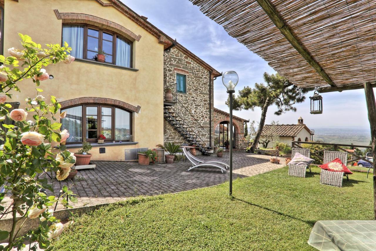 Casa Vacanze La Porta Vinci Exterior foto