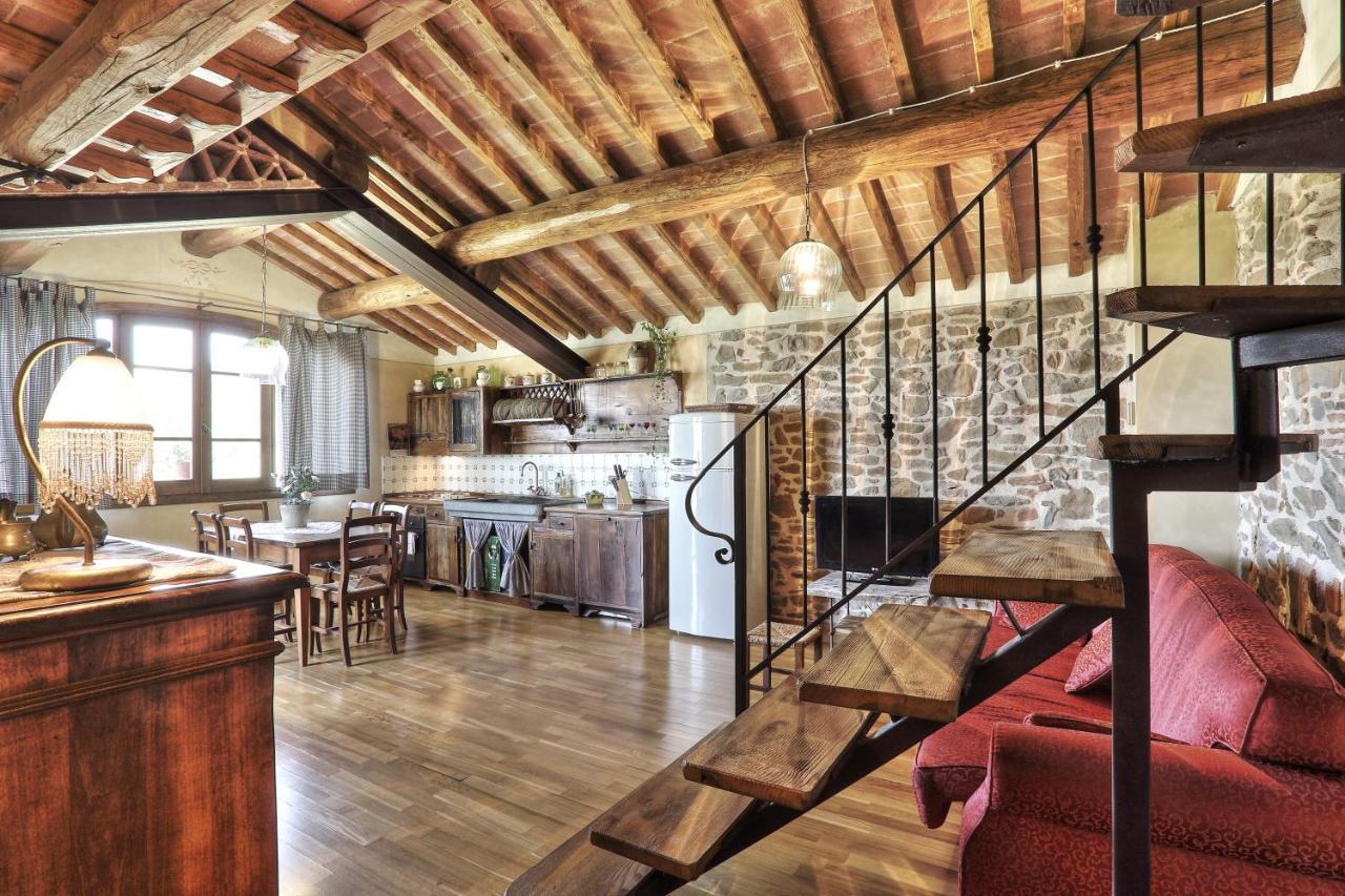 Casa Vacanze La Porta Vinci Exterior foto
